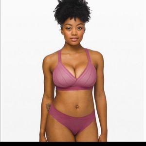 NWT Lululemon Plum Purple Awake to Lace Bra